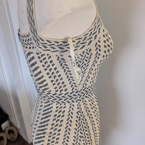 BCBG Dress Size XXS - Picture 6 of 11